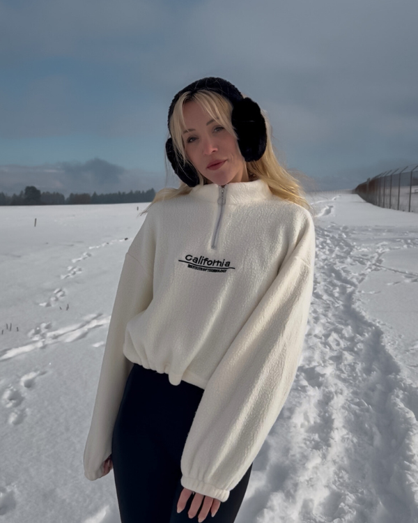 Kuscheliger und warmer Damen Fleece Pullover in weiss mit Kragen