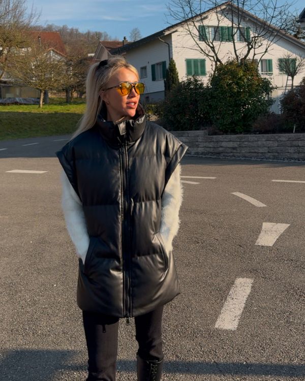schwarze Oversize Weste Gilet im Bomber Polster Look 