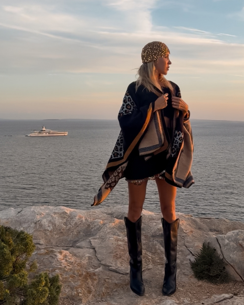 Schwarzer Poncho Cape hochwertig mit braunen Streifen und Leopard Muster