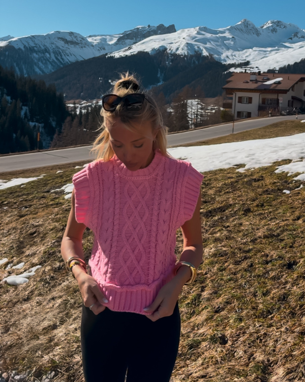 Damen Strickoberteil mit klassischem Zopfmuster und Cropped-Schnitt