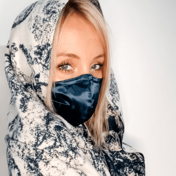 Seidenmaske blau | Stoffmaske aus Seide für die ganze Familie | Seidenmaske in Korbform Schweiz kaufen | Fashion Seidenmaske mit Nasenbügel