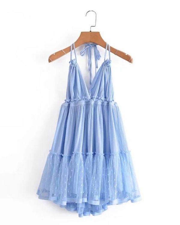 Ibiza Boho Kleid hellblau Spaghetti Traeger Ruffeld Effekt und Tul Stoff Details 